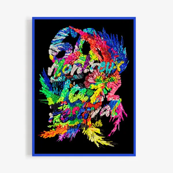 Des formes colorées, semblables à des plumes, forment un texte abstrait sur un fond noir encadré de bleu. Rappelant l'Affiche Kévin Germanier, 2026, les couleurs vibrantes qui se chevauchent épellent "Shankill Art Festival 2016".