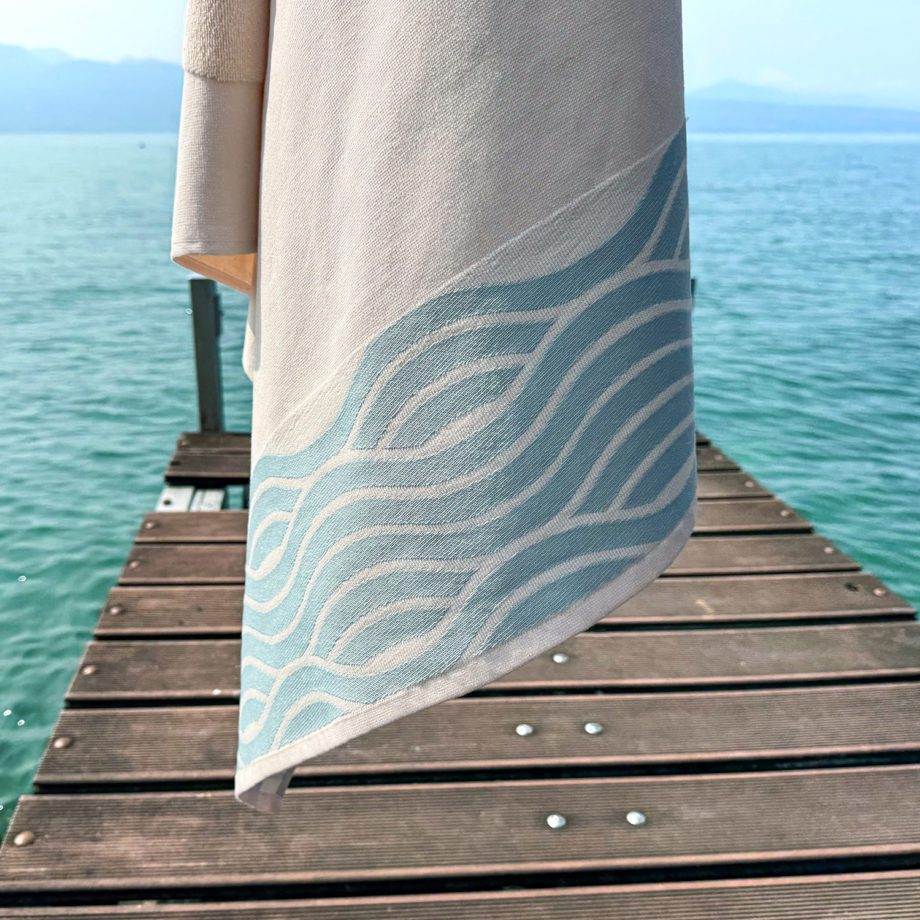 Serviette de plage écru et corail Vintage Montreux Jazz Music Festival