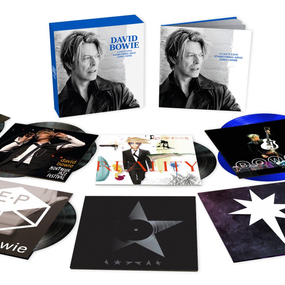 6. I CAN’T GIVE EVERYTHING AWAY (2002-2016), le sixième volume de la série de coffrets retraçant la carrière de David Bowie depuis 1969. Coffret Vinyle